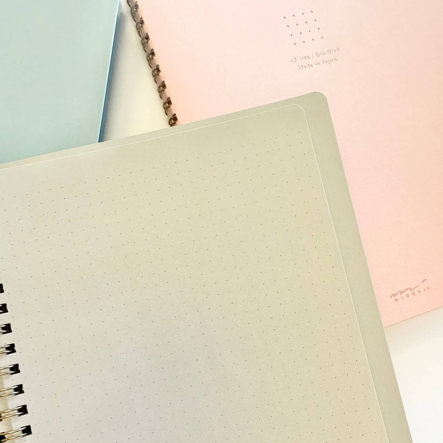 MIDORI | RING NOTEBOOK A5 COLOR DOT GRID