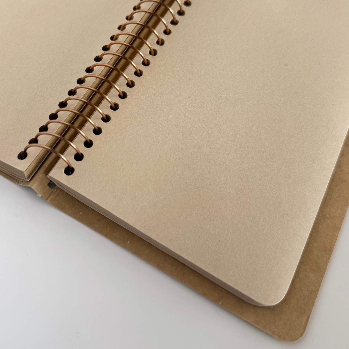 TRAVELER'S COMPANY | A6 SLIM BLANK DW KRAFT PAPER
