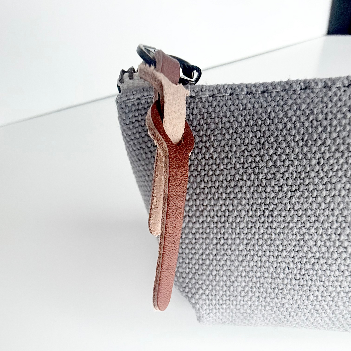 NO.8 CANVAS BOAT PEN CASE